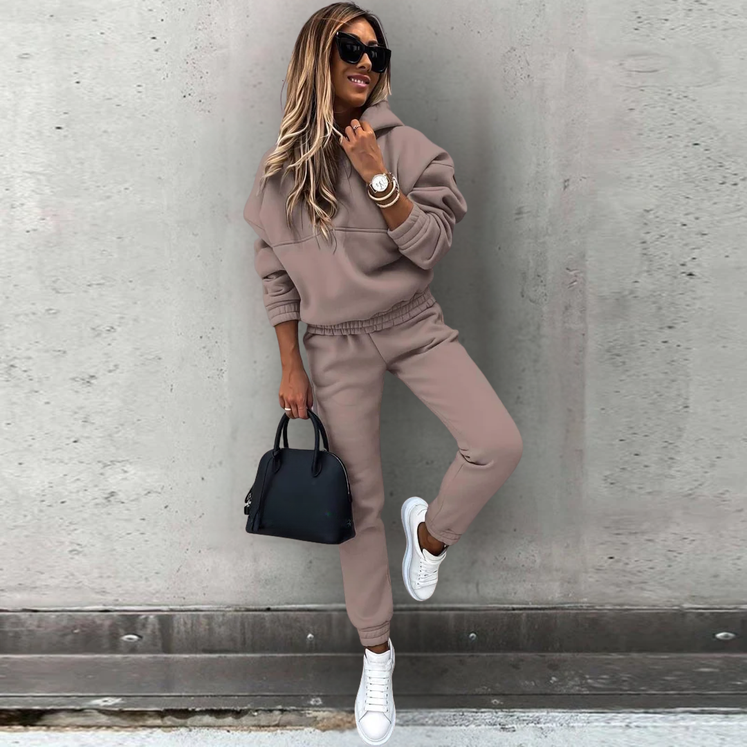 Women’s Matching Hoodie and Joggers Set Everyday Comfort Fit