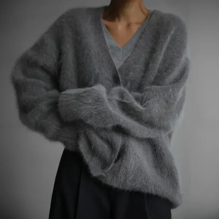 Women's Timeless Elegance Cashmere Loose-Fit Button Jumper