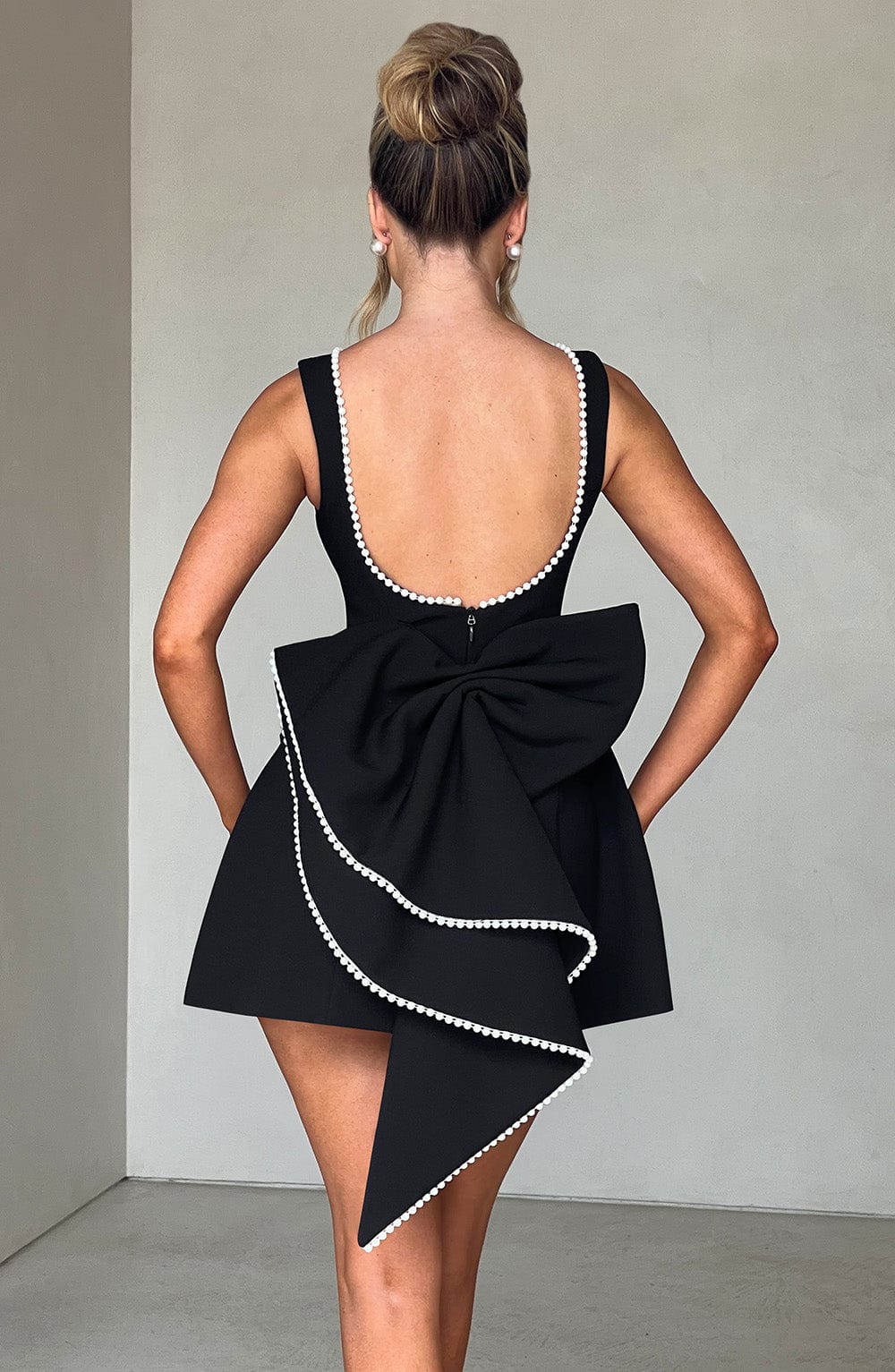Women's Fashionable Structured Mini Wedding Guest Dress  for Special Events