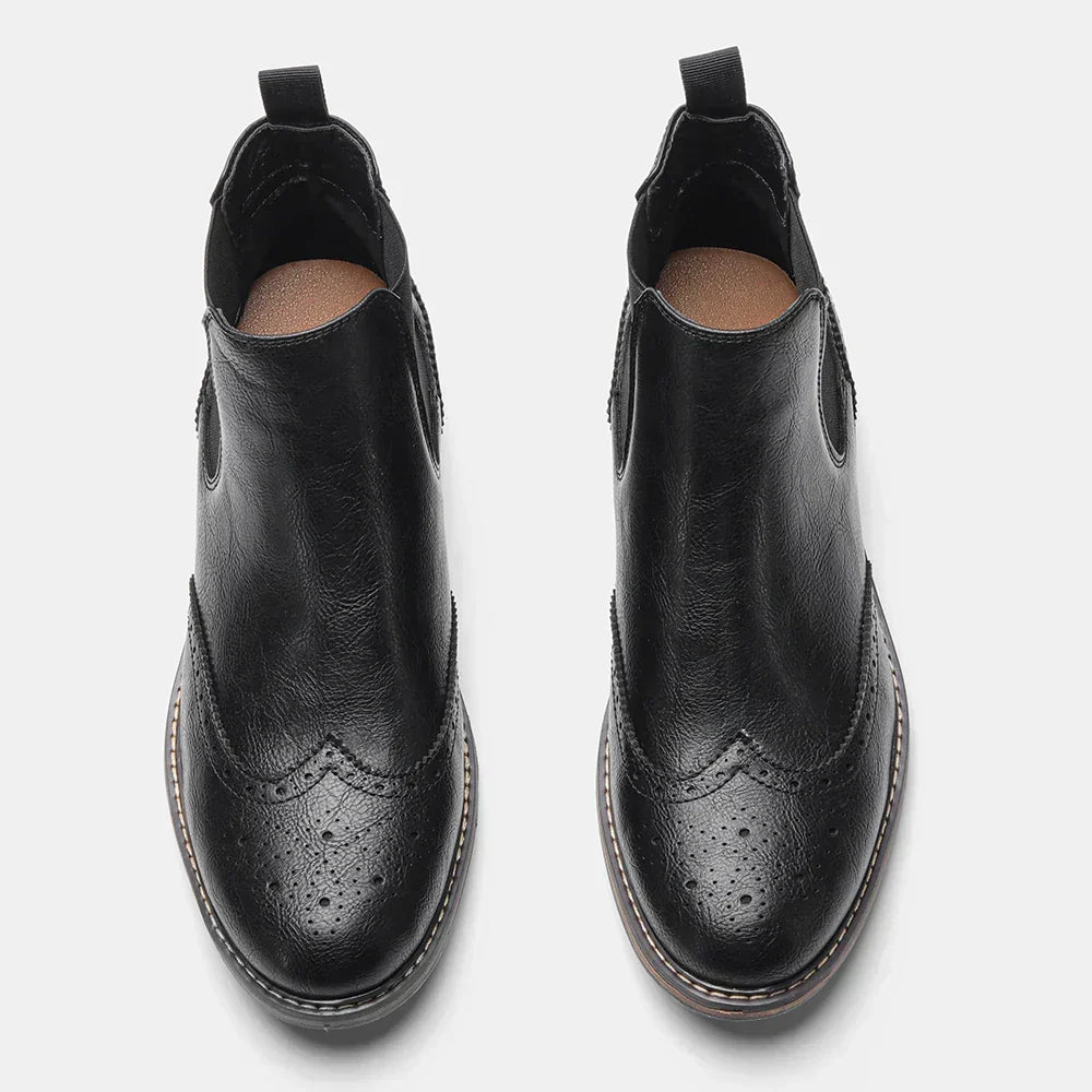 Durable Mens Boots with Modern Elegance
