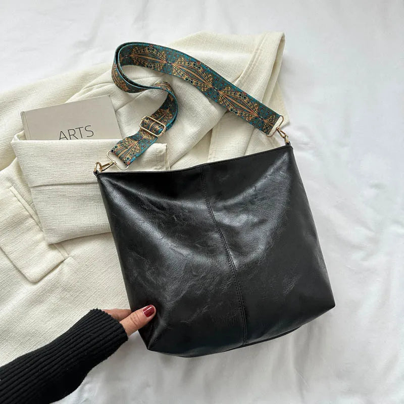 Women's Retro Sleek Practical Shoulder Bag